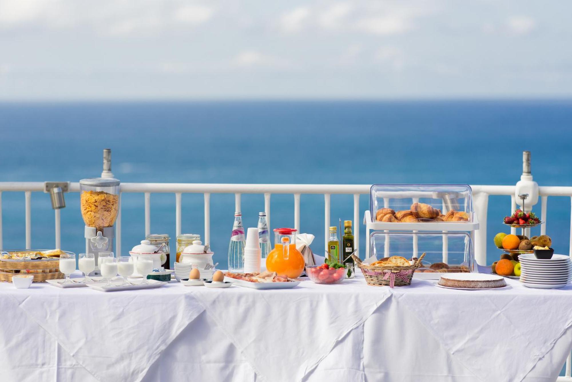 Hotel Villa Sirena Sant'Angelo (Isola d'Ischia) Exterior foto